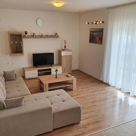 Holiday Home Kastela Village Екстериор снимка