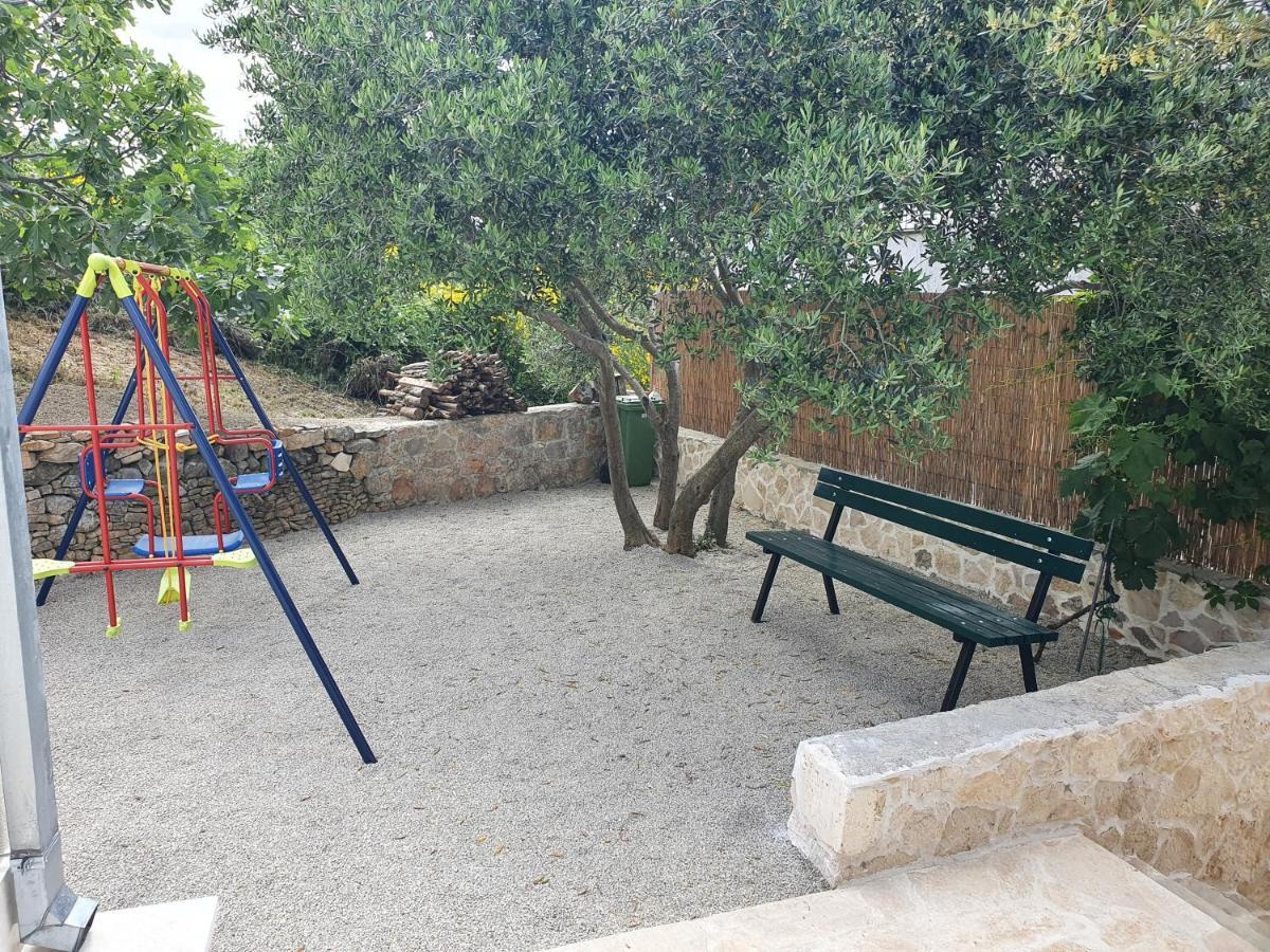 Holiday Home Kastela Village Екстериор снимка