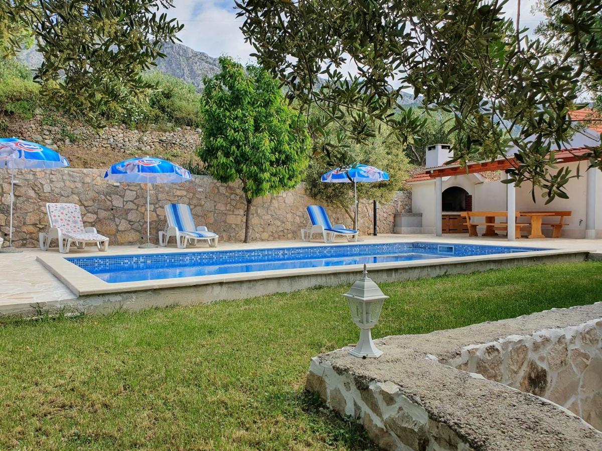 Holiday Home Kastela Village Екстериор снимка