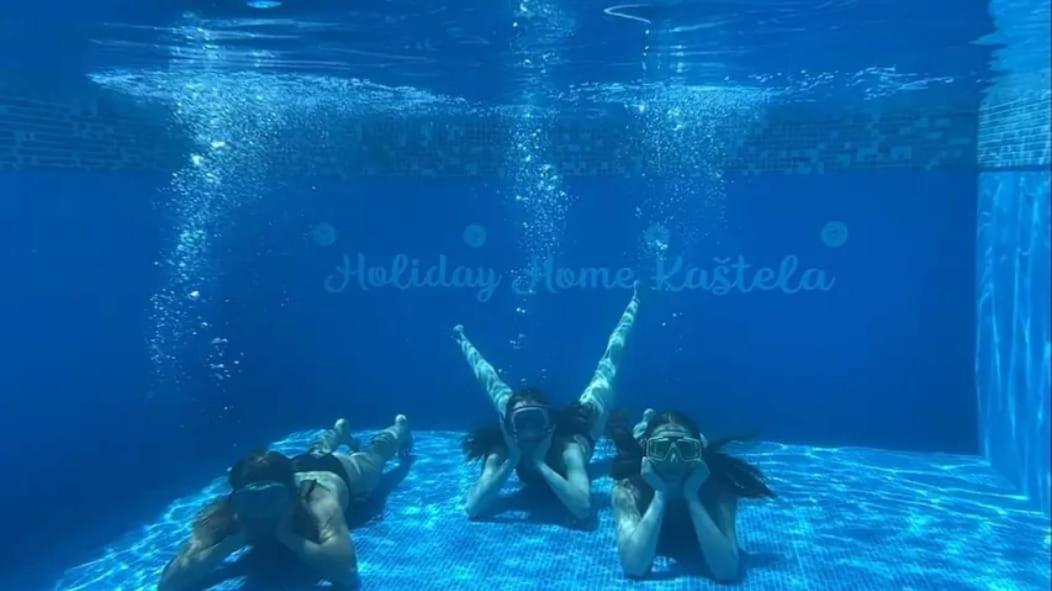 Holiday Home Kastela Village Екстериор снимка