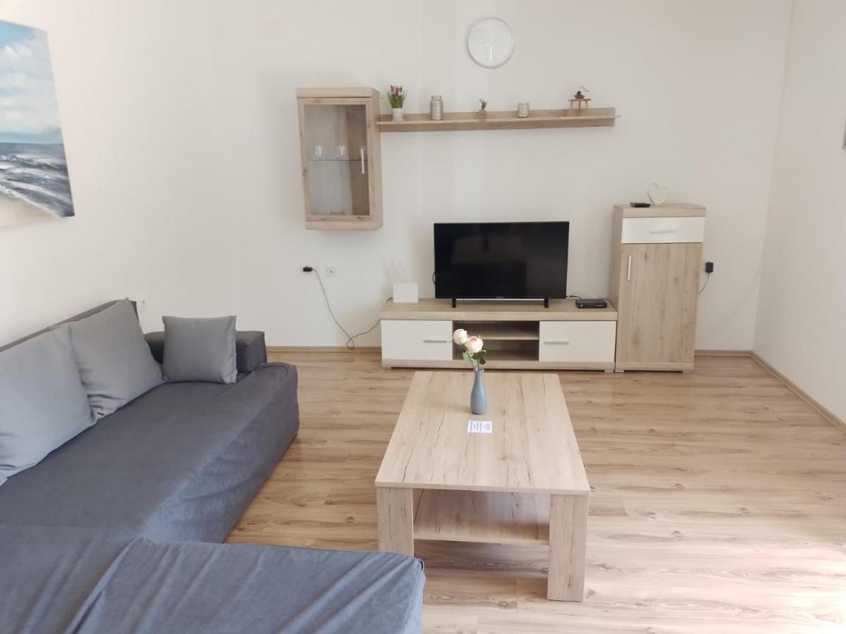 Holiday Home Kastela Village Екстериор снимка