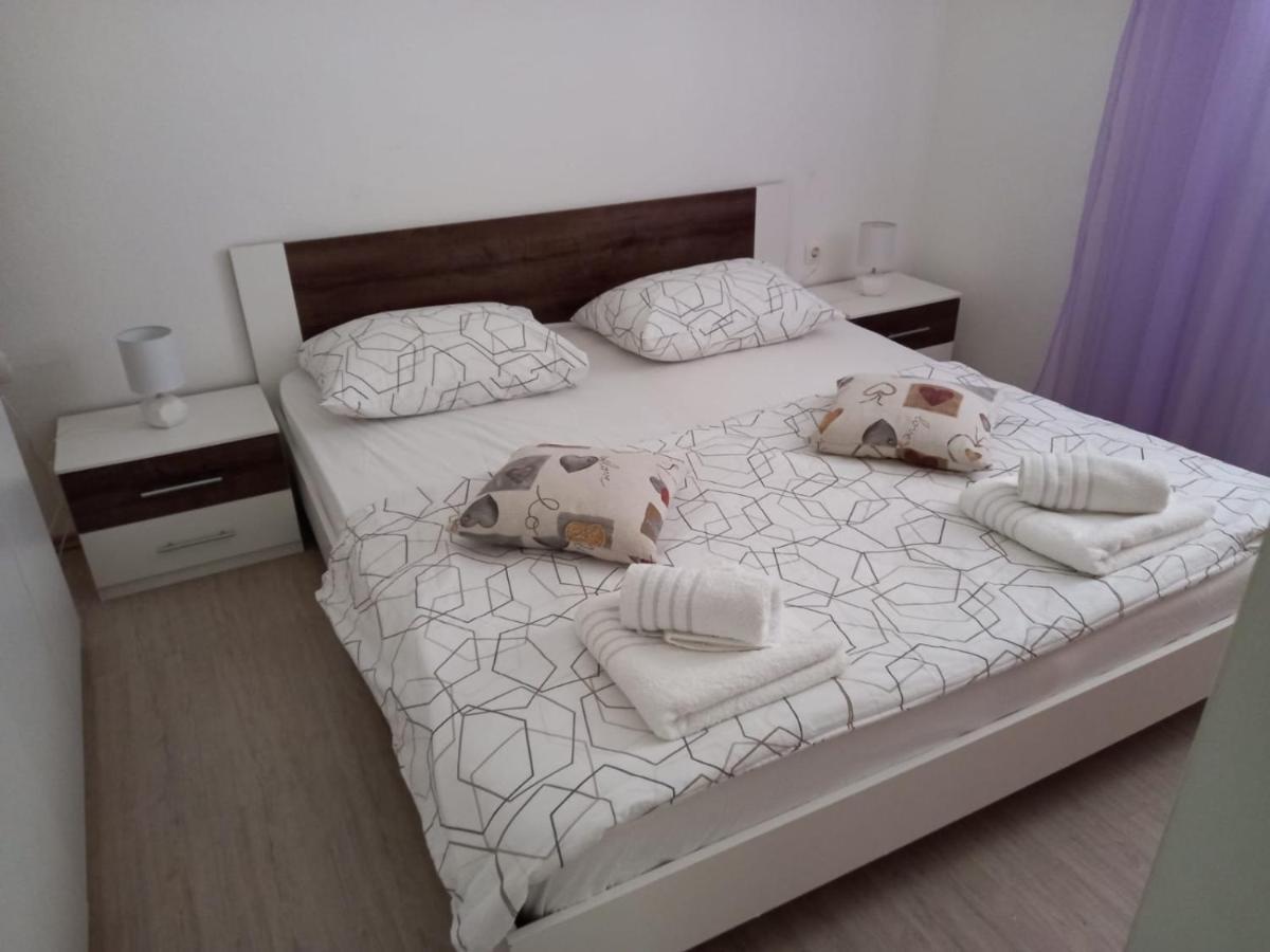 Holiday Home Kastela Village Екстериор снимка