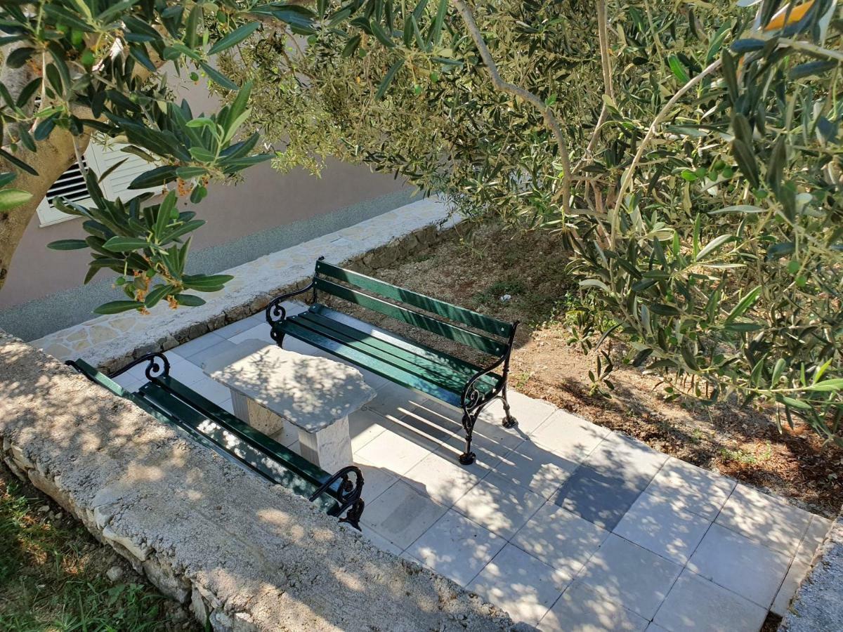 Holiday Home Kastela Village Екстериор снимка