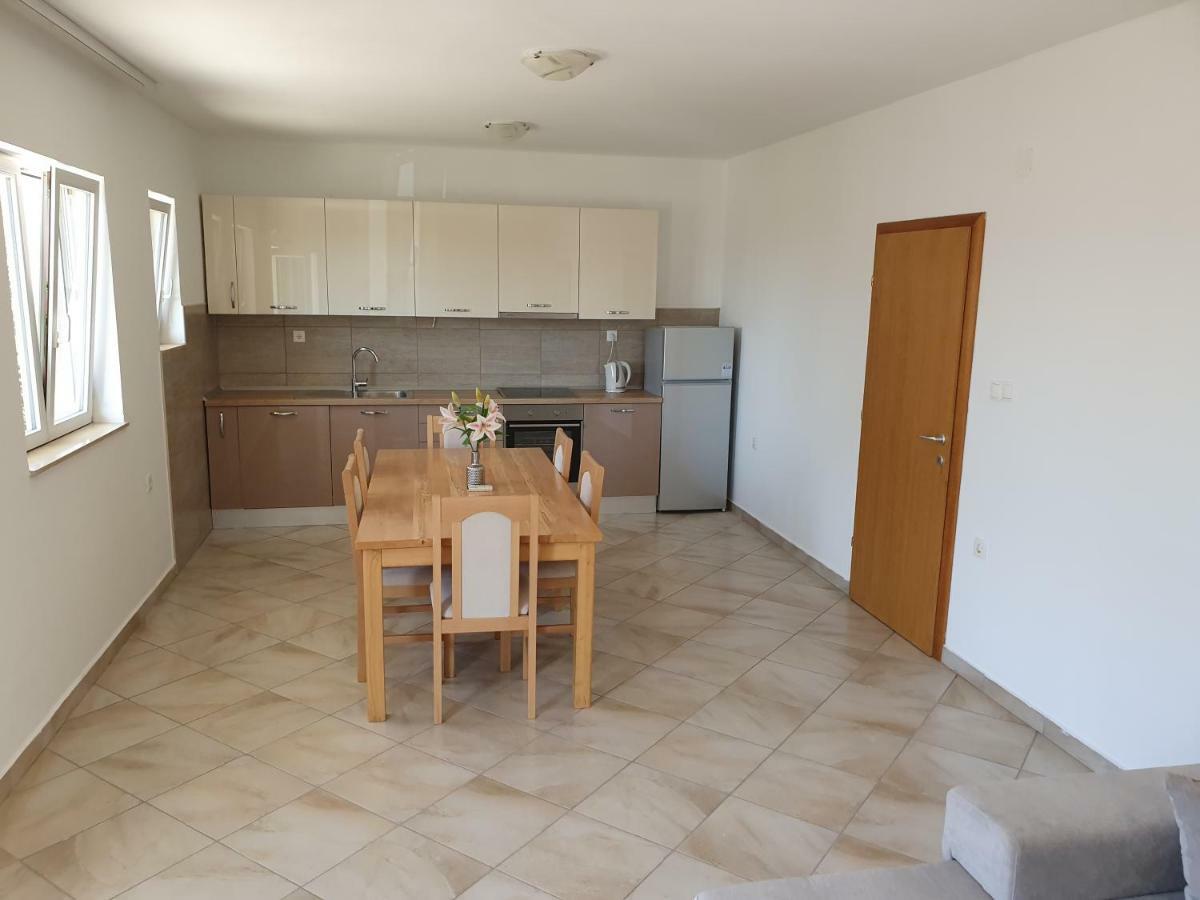 Holiday Home Kastela Village Екстериор снимка