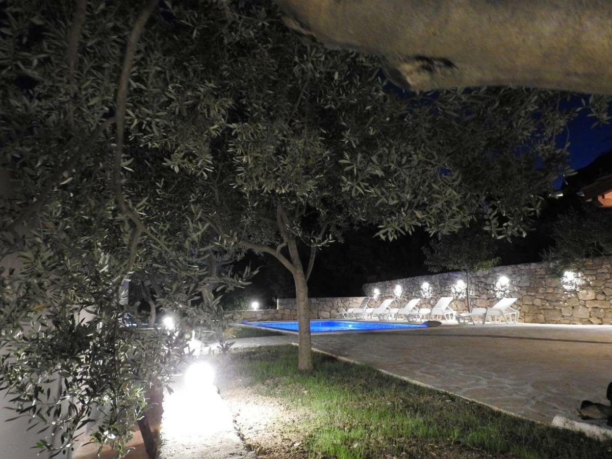 Holiday Home Kastela Village Екстериор снимка