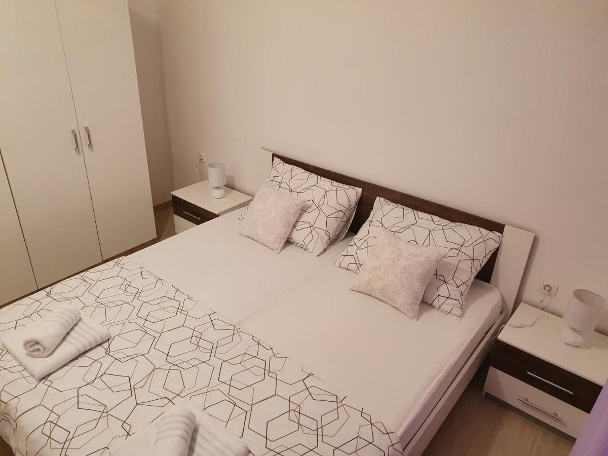 Holiday Home Kastela Village Екстериор снимка